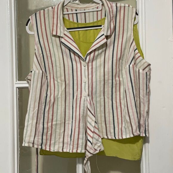 Bundle of two sleeveless summer tops asymmetrical collared wrap sheer blouse - Picture 7 of 12